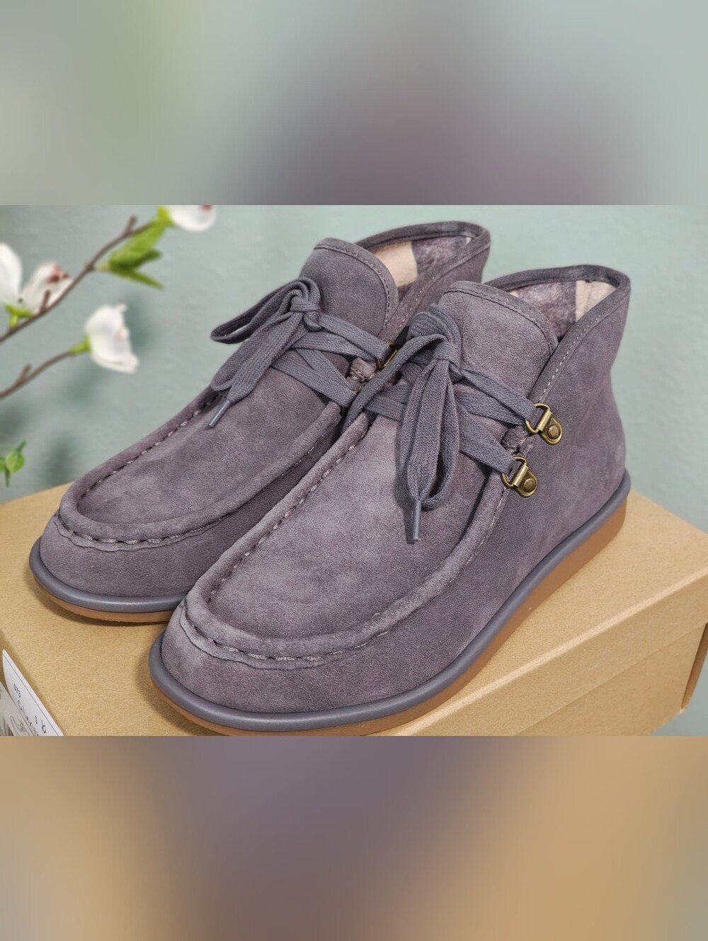 Lucky Brand Men's Gray Suede Moc Toe Lace-Up Chukka